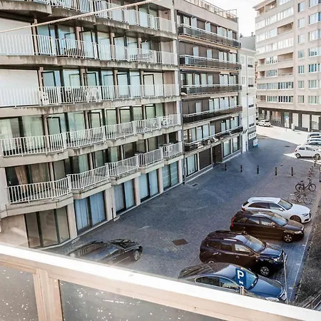 Apartment Uniek Zeezicht