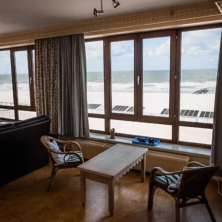 Appartement Uniek Zeezicht