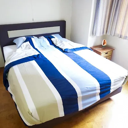 Apartment Uniek Zeezicht