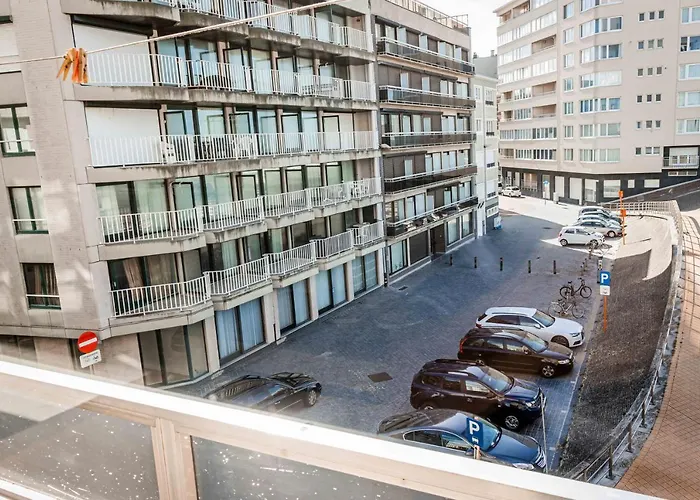 Apartment Uniek Zeezicht